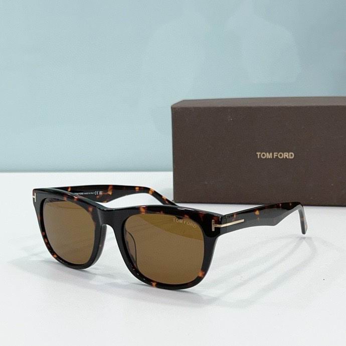 Wholesale Cheap AAA Tom Ford Replica Sunglasses for Sale