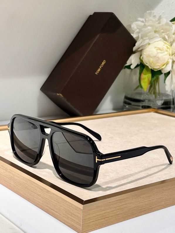 Wholesale Cheap AAA Tom Ford Replica Sunglasses for Sale