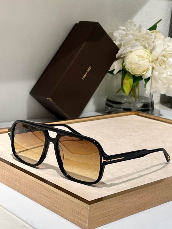 Wholesale Cheap AAA Tom Ford Replica Sunglasses for Sale
