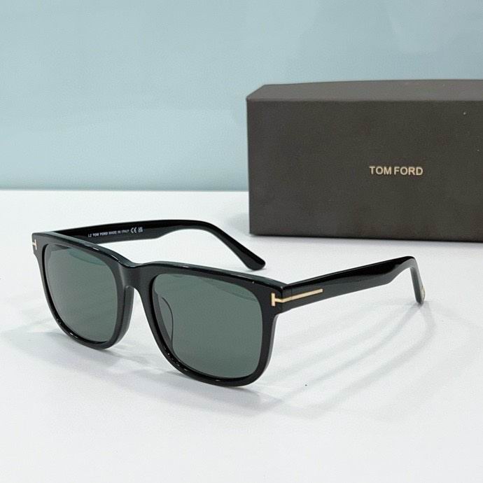 Wholesale Cheap AAA Tom Ford Replica Sunglasses for Sale