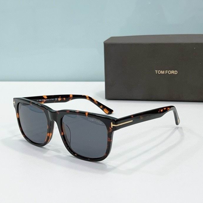 Wholesale Cheap AAA Tom Ford Replica Sunglasses for Sale