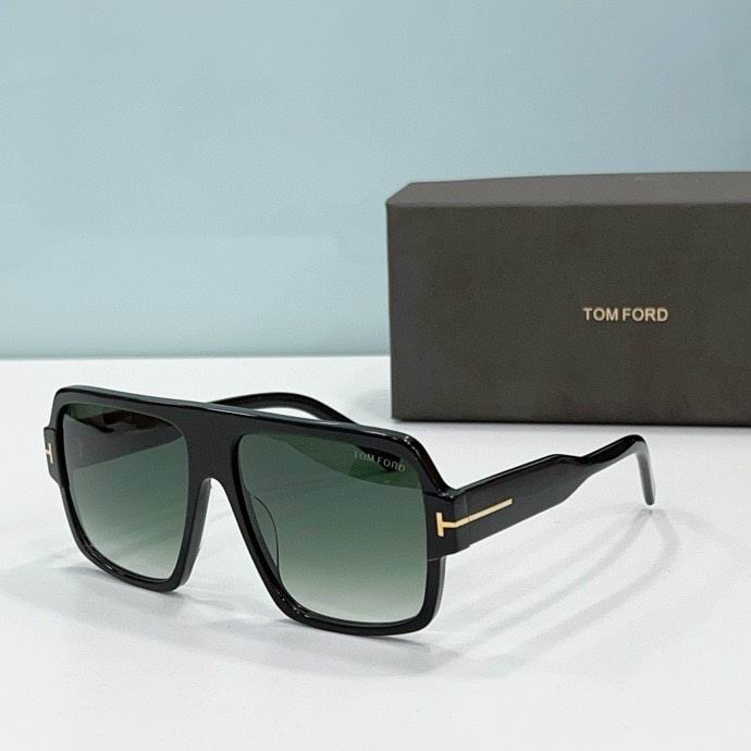 Wholesale Cheap AAA Tom Ford Replica Sunglasses for Sale