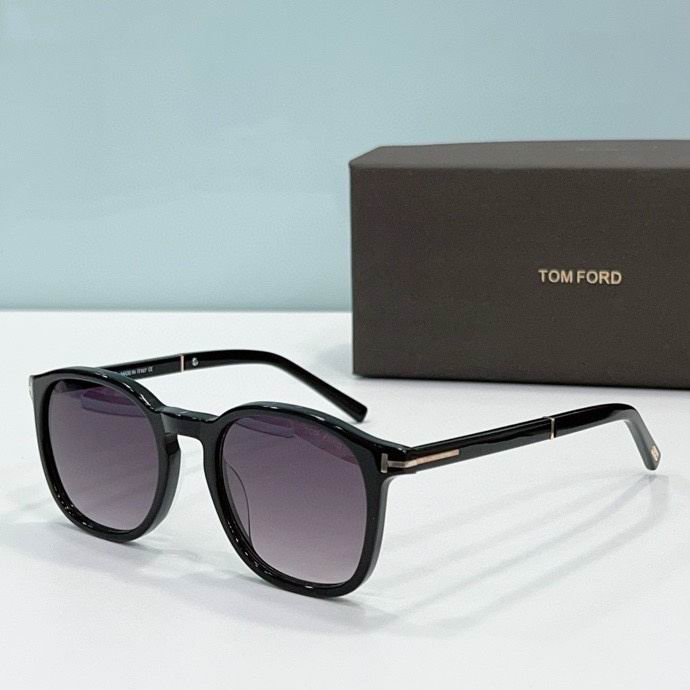 Wholesale Cheap AAA Tom Ford Replica Sunglasses for Sale