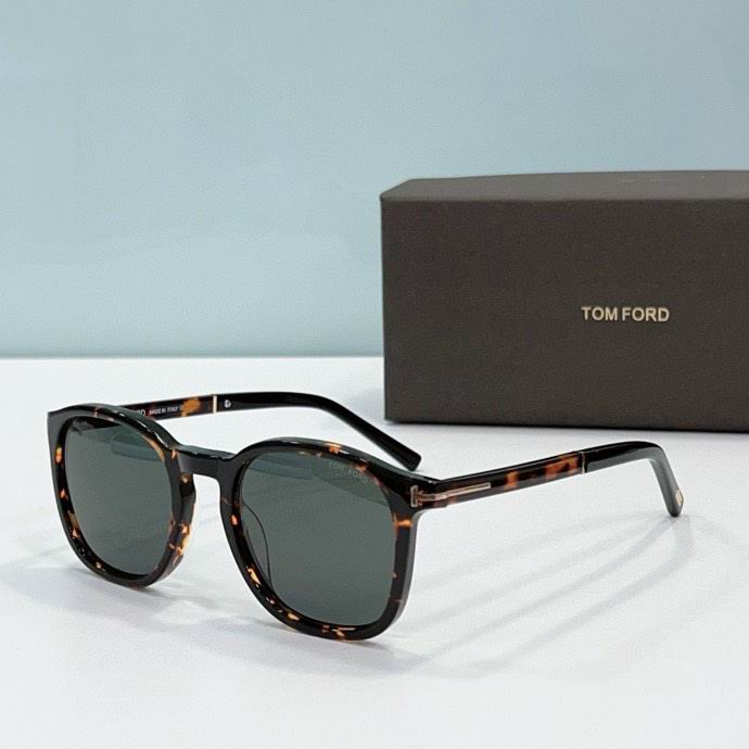 Wholesale Cheap AAA Tom Ford Replica Sunglasses for Sale