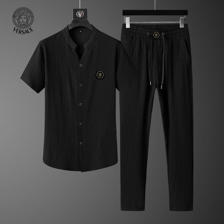 Wholesale Cheap V ersace Short Sleeve Tracksuits for Sale