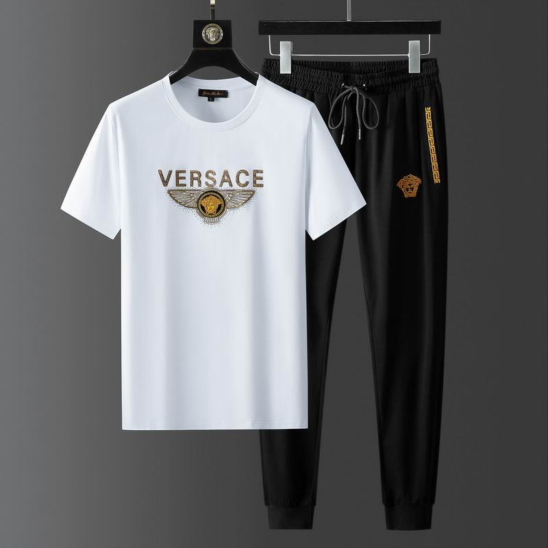 Wholesale High-quality men's V.ersace Short Sleeve Replica Designer Tracksuits for sale