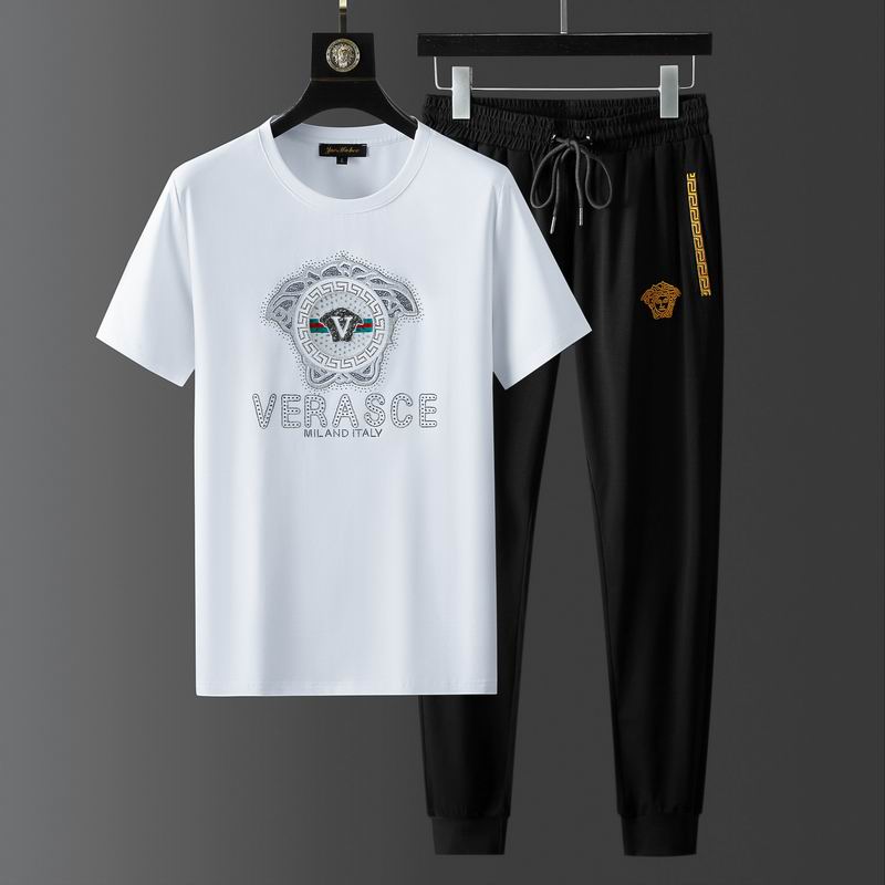 Wholesale High-quality men's V.ersace Short Sleeve Replica Designer Tracksuits for sale