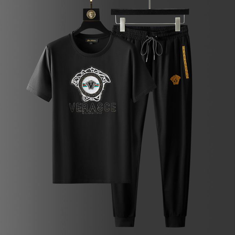 Wholesale High-quality men's V.ersace Short Sleeve Replica Designer Tracksuits for sale
