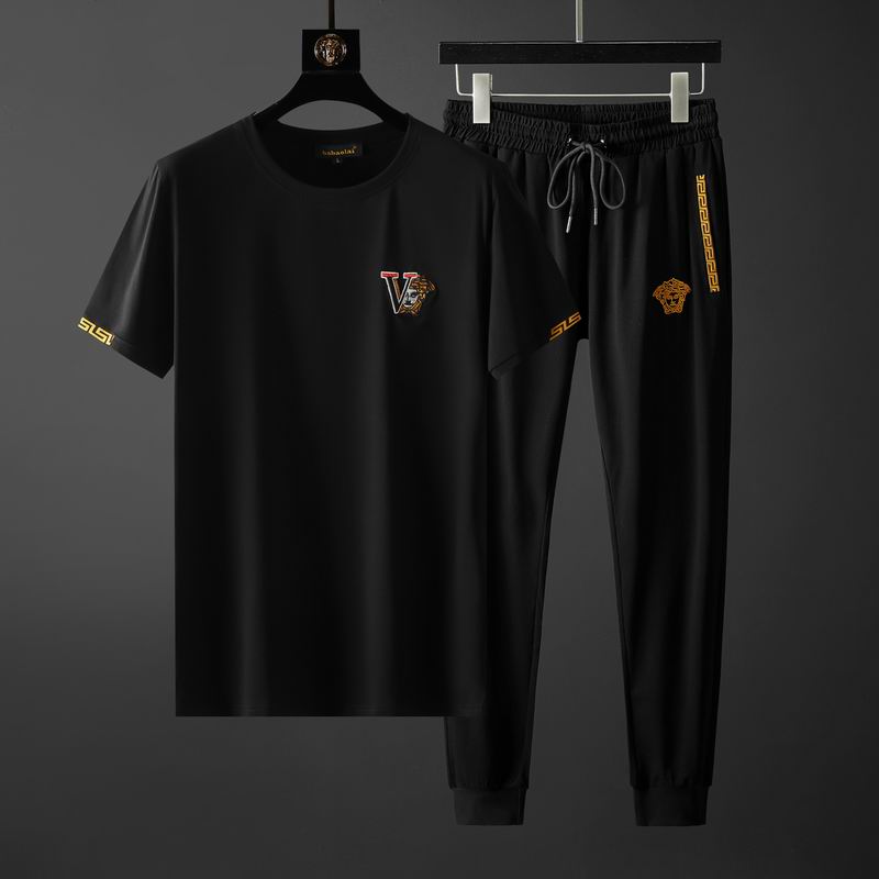 Wholesale High-quality men's V.ersace Short Sleeve Replica Designer Tracksuits for sale