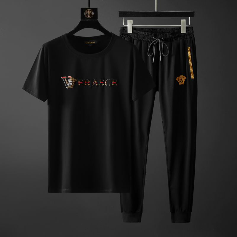 Wholesale High-quality men's V.ersace Short Sleeve Replica Designer Tracksuits for sale