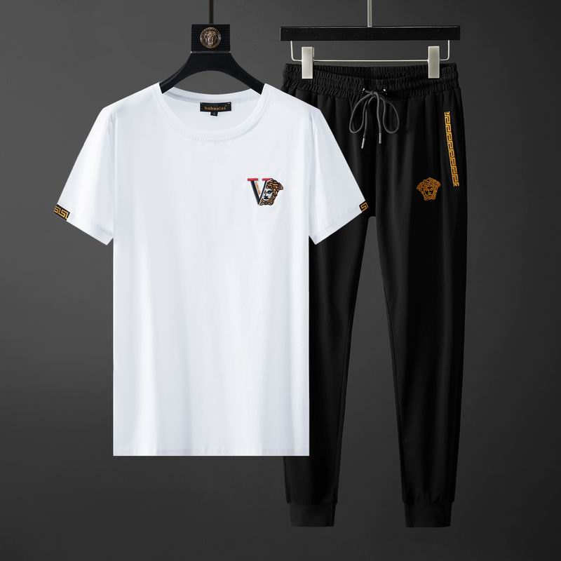 Wholesale High-quality men's V.ersace Short Sleeve Replica Designer Tracksuits for sale