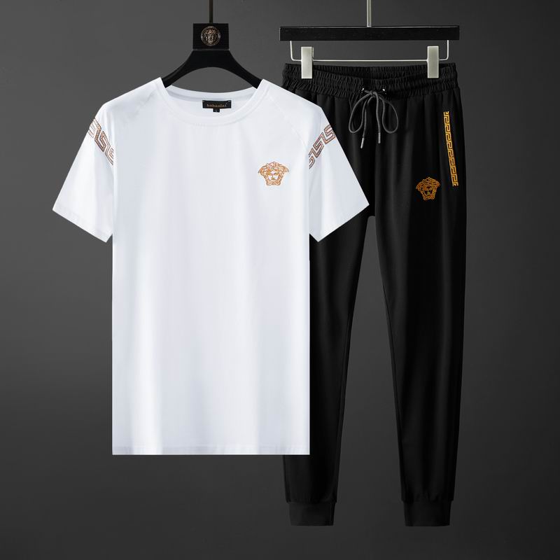 Wholesale High-quality men's V.ersace Short Sleeve Replica Designer Tracksuits for sale