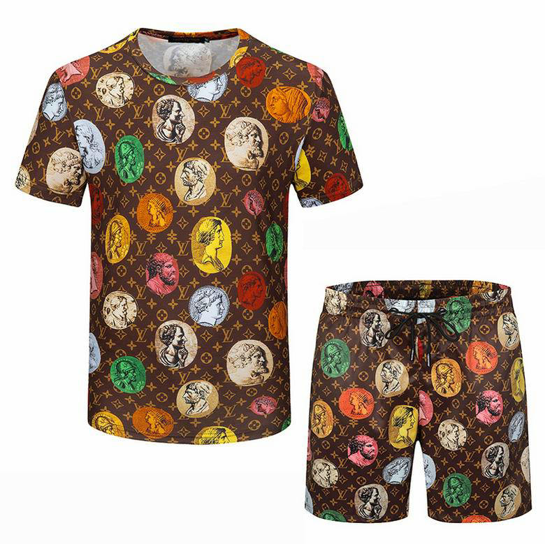 Wholesale Cheap V ersace mens Fashion Short Sleeve Tracksuits for Sale