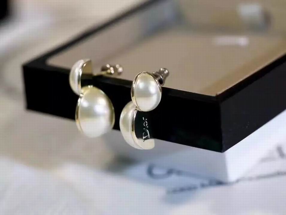 Wholesale Christian Dior Earrings Replica-055