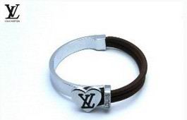 Wholesale Cheap Replica Louis Vuitton Bangles Bracelets-231