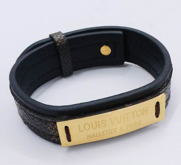 Wholesale Designer Louis Vuitton Bracelets & Bangles-330