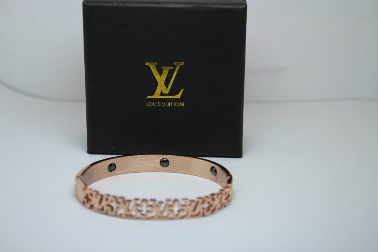 Wholesale Designer Louis Vuitton Bracelets & Bangles-348