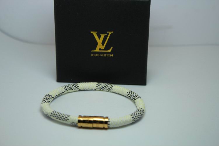 Wholesale Designer Louis Vuitton Bracelets & Bangles-350