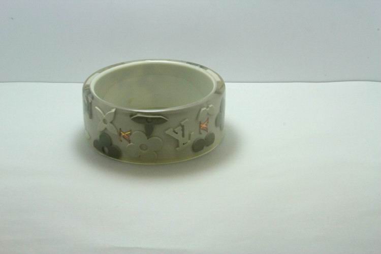 Wholesale Designer Louis Vuitton Replica Bracelets for women-367