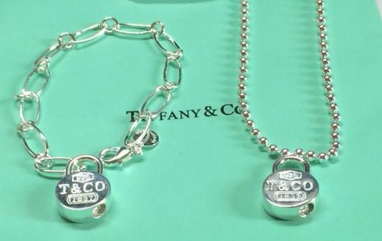 Wholesale Fashion Tiffany & Co Knock Off Jewelry Sets-079