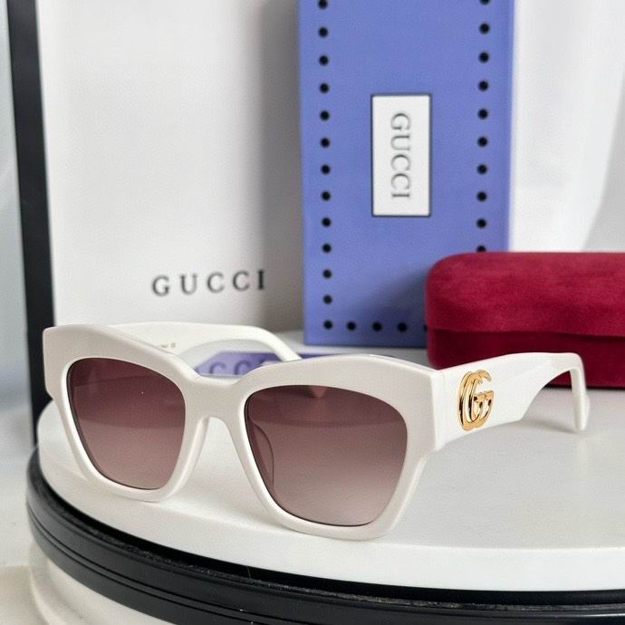 Wholesale Cheap AAA Quality Fashion G.ucci Replica Sunglasses for Sale