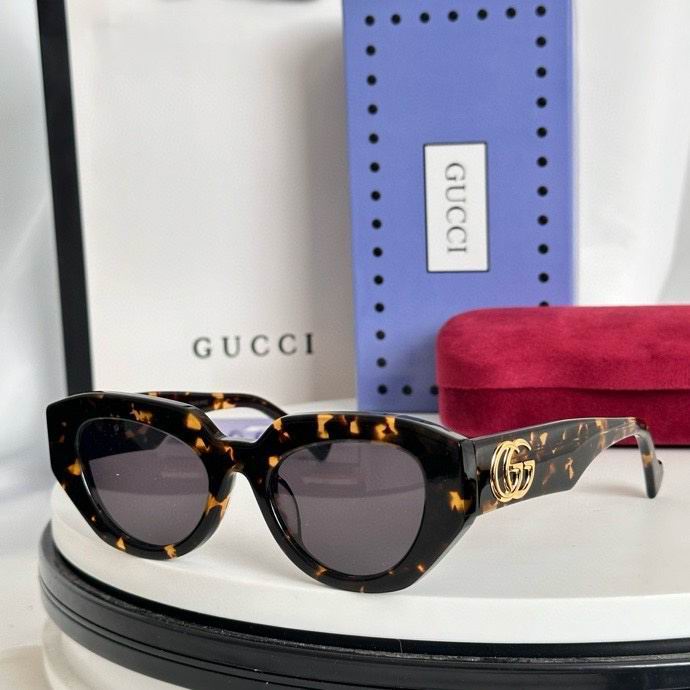 Wholesale Cheap AAA Quality Fashion G.ucci Replica Sunglasses for Sale