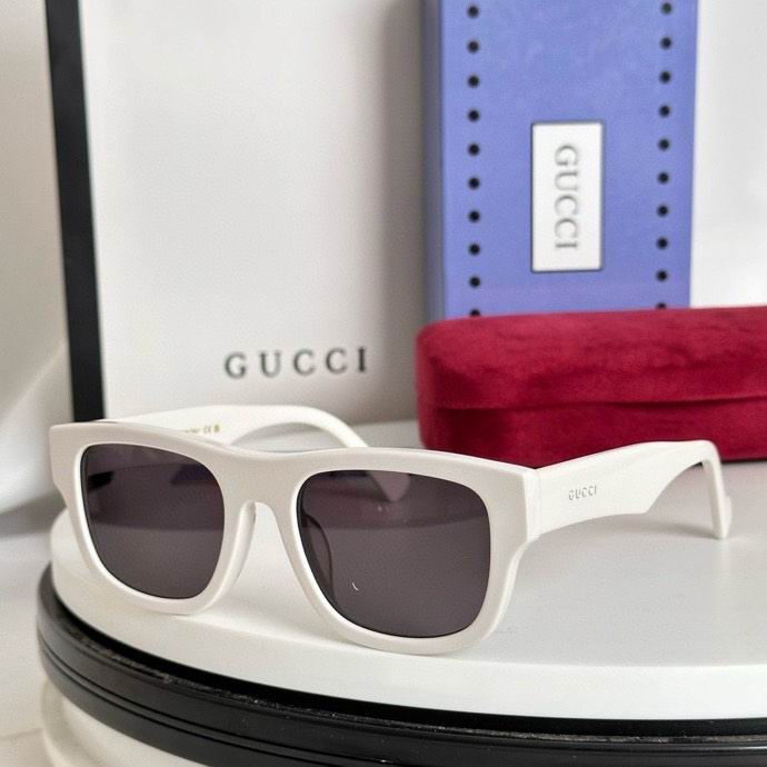 Wholesale Cheap AAA Quality Fashion G.ucci Replica Sunglasses for Sale