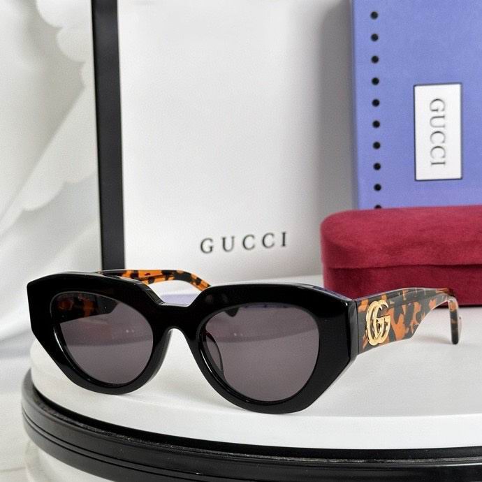 Wholesale Cheap High Quality Brands G.ucci Replica Sunglasses AAA for Sale