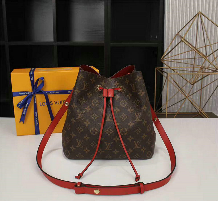 Wholesale AAA Louis Vuitton NéoNoé Monogram Canvas Replica Bags for Sale-323